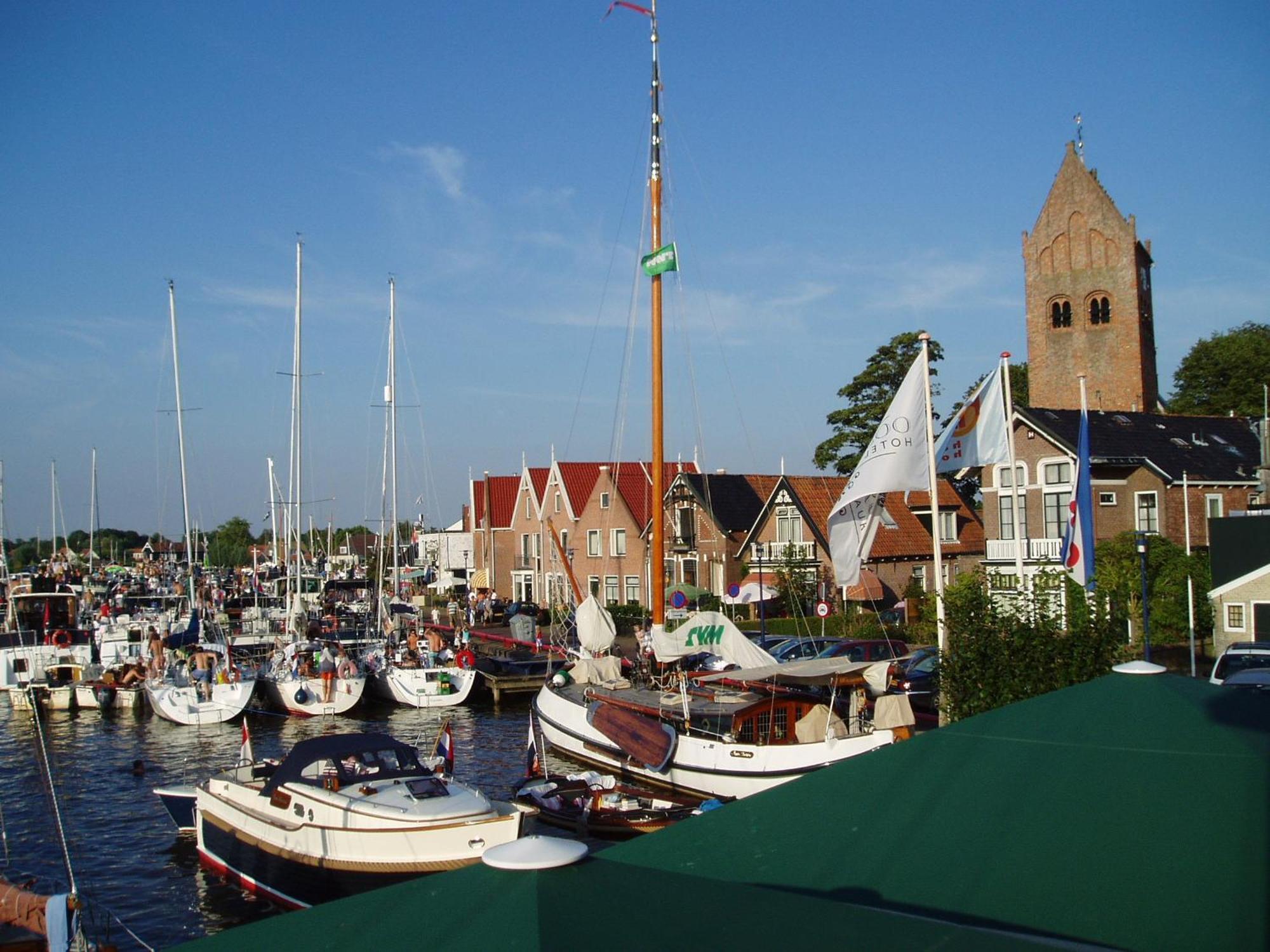 De Thuiskamer In Grou Als B&B Of Vakantiehuis Exteriér fotografie